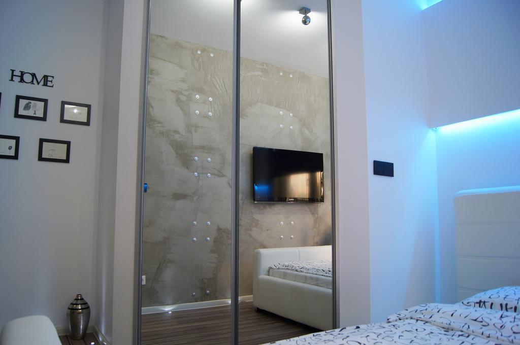 Apartament Exclusive بوزنان الغرفة الصورة