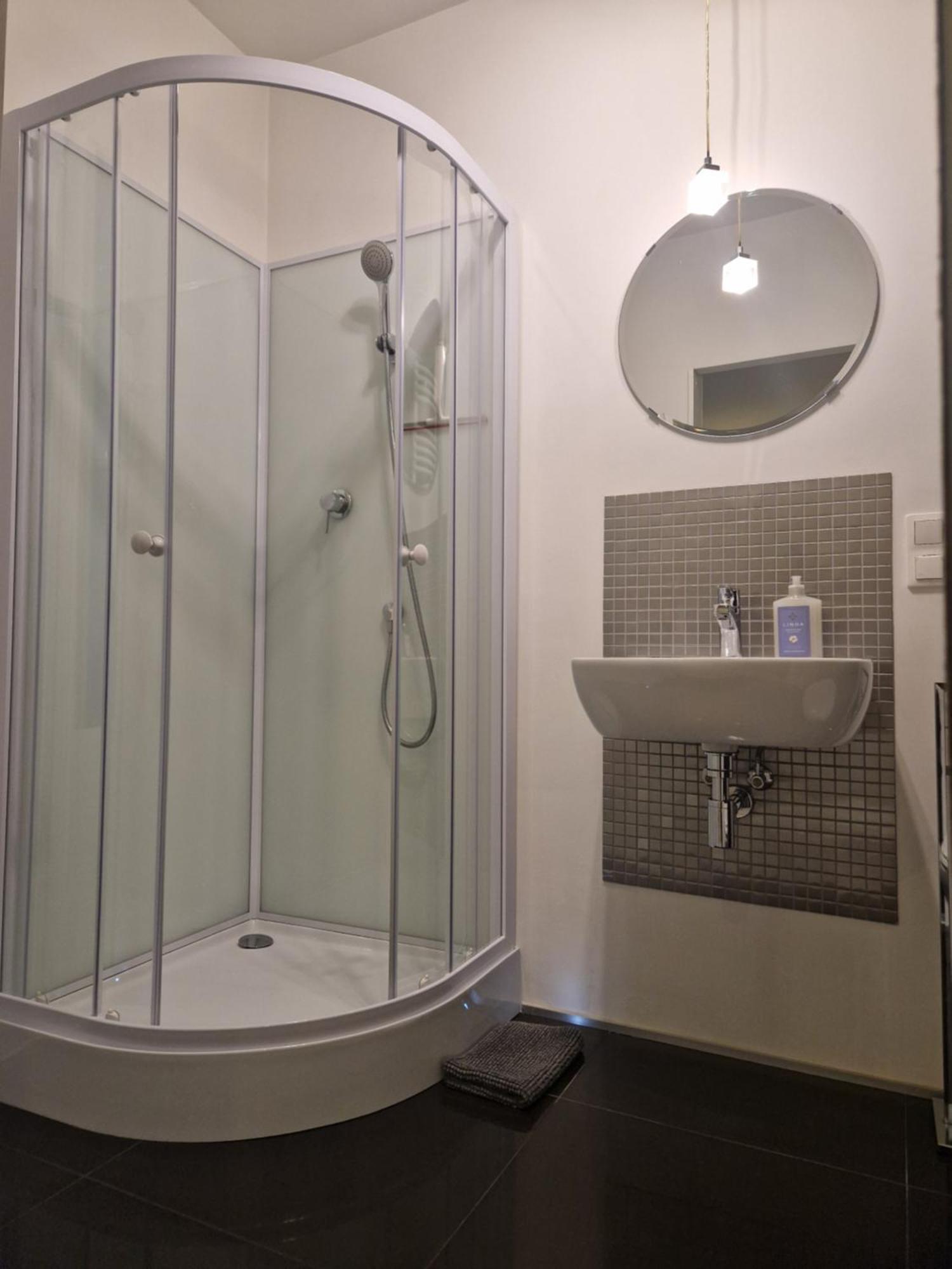 Apartament Exclusive بوزنان الغرفة الصورة